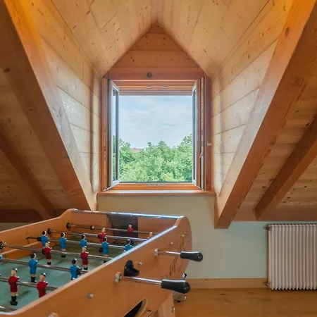 Combles Et Vous, Duplex T6 Colmar, Famille, Inclusive, Jardin&parking Vélos *