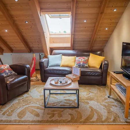 Combles Et Vous, Duplex T6 Colmar, Famille, Inclusive, Jardin&parking Vélos *