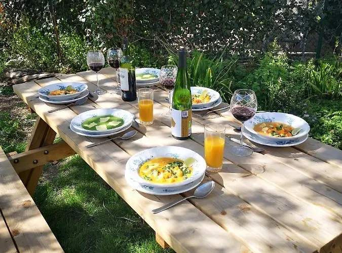 Friends And Familly Guest