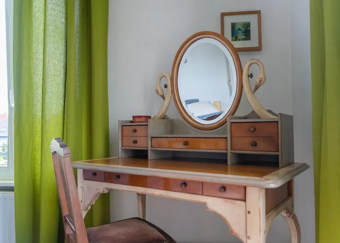 Friends And Familly Guest